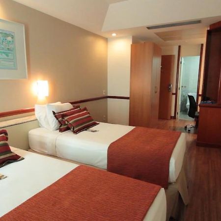 Bristol Merit Hotel 벨루오리존치 외부 사진