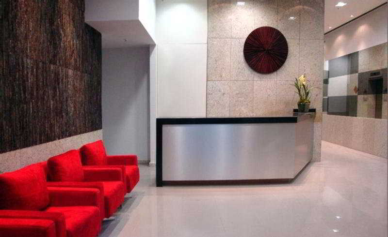 Bristol Merit Hotel 벨루오리존치 외부 사진