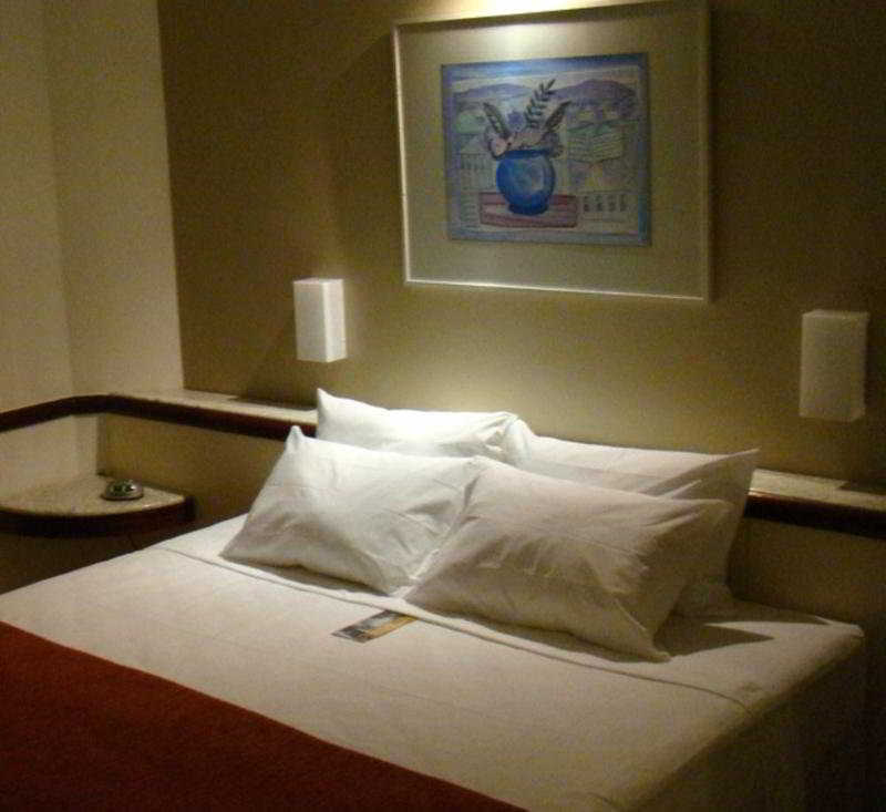 Bristol Merit Hotel 벨루오리존치 외부 사진