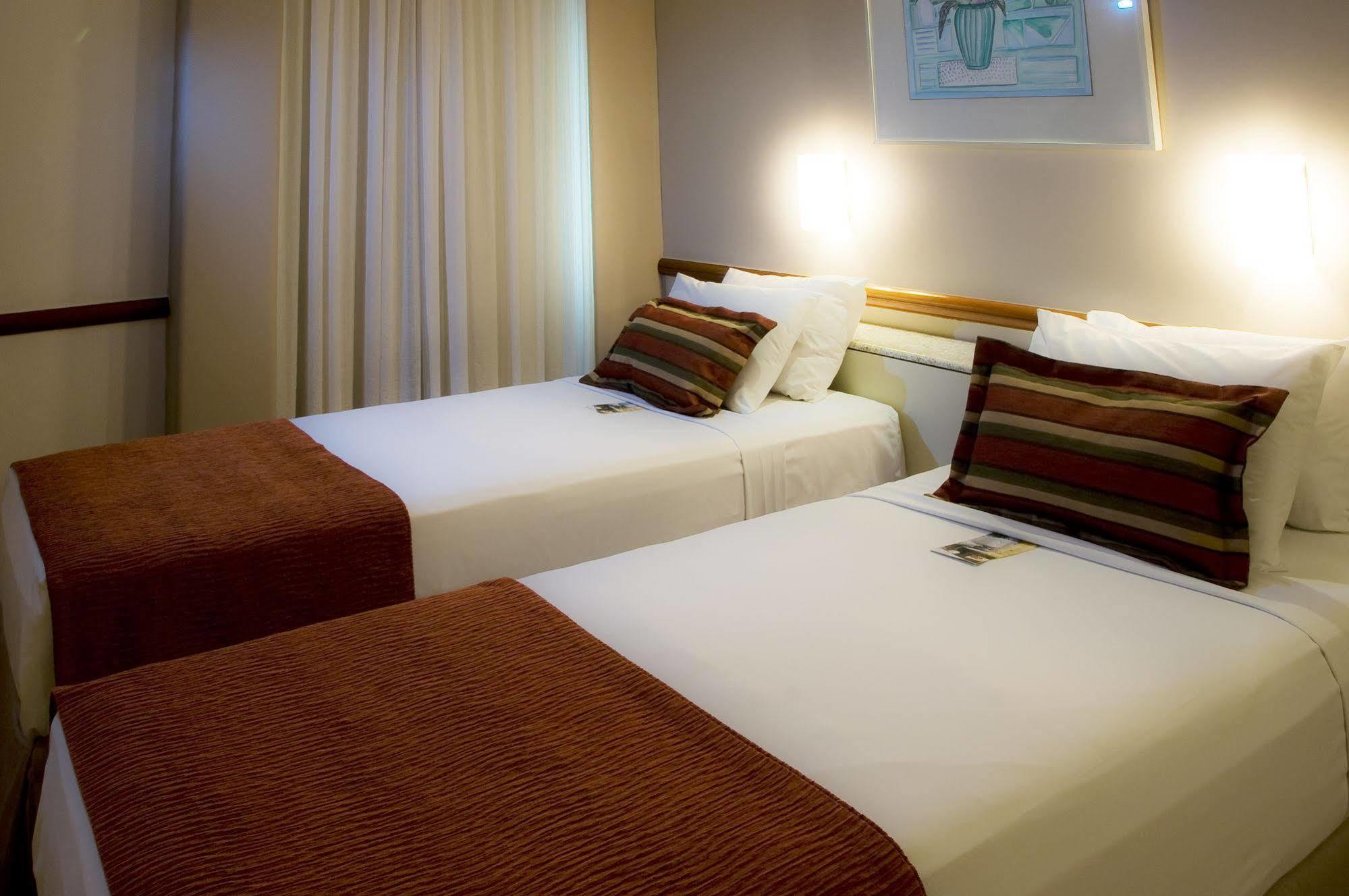 Bristol Merit Hotel 벨루오리존치 외부 사진
